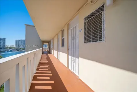 2999 Point East Drive Aventura FL 33160