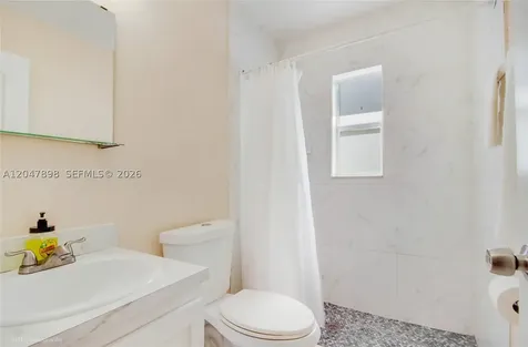 518 SW 7th Avenue Miami FL 33130