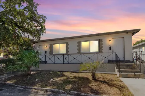 518 SW 7th Avenue Miami FL 33130