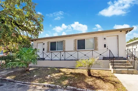 518 SW 7th Avenue Miami FL 33130