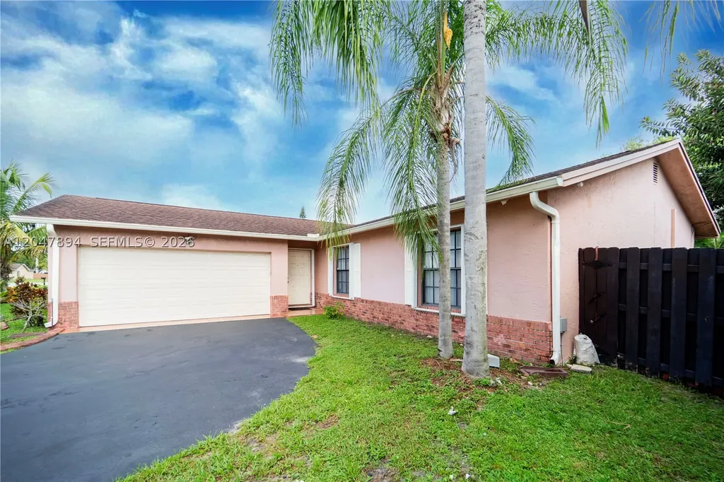 10815 NW 26th Street Sunrise FL 33322