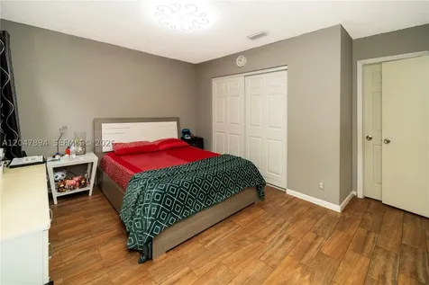 10815 NW 26th Street Sunrise FL 33322