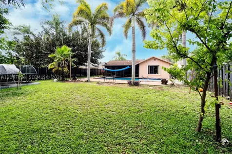 10815 NW 26th Street Sunrise FL 33322