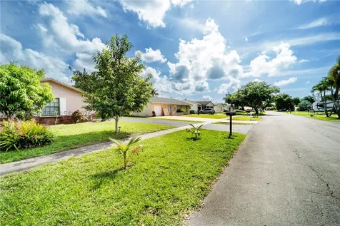 10815 NW 26th Street Sunrise FL 33322