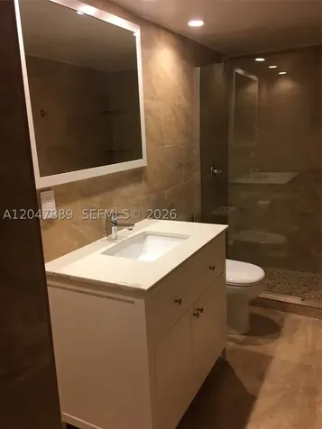 5700 Collins Avenue Miami Beach FL 33140