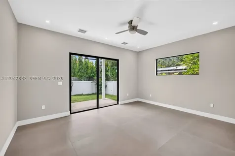 2015 NE 4th Avenue Wilton Manors FL 33305