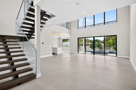 2015 NE 4th Avenue Wilton Manors FL 33305