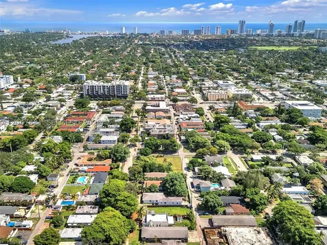 1932 Dewey Street Hollywood FL 33020