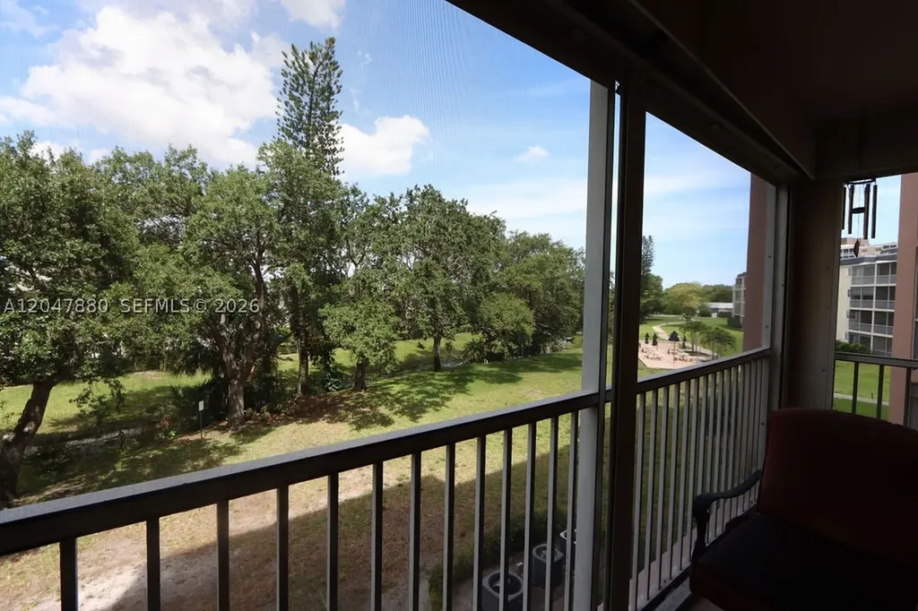 3575 Broken Woods Drive Coral Springs FL 33065