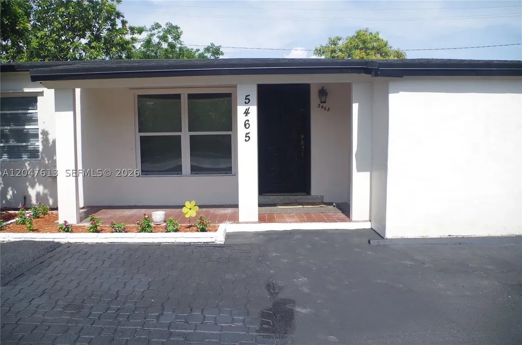 5465 N Andrews Avenue Oakland Park FL 33309