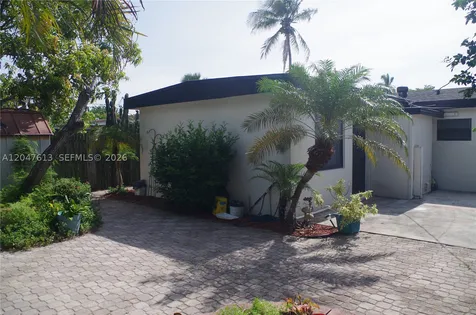 5465 N Andrews Avenue Oakland Park FL 33309