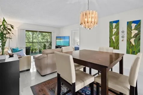 1251 SW 125th Avenue Pembroke Pines FL 33027