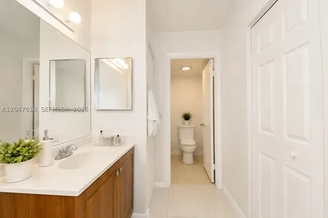 1251 SW 125th Avenue Pembroke Pines FL 33027