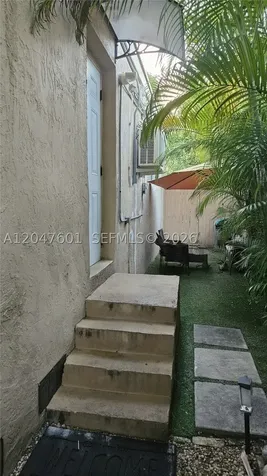 965 NE 146th Street North Miami FL 33161