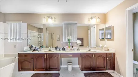 1714 Royal Grove Way Weston FL 33327