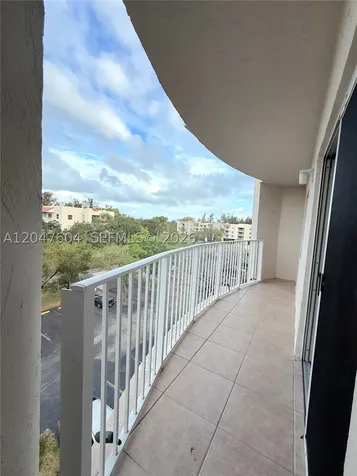 8260 SW 210th Street Cutler Bay FL 33189
