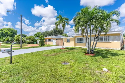 6445 SW 22nd Court Miramar FL 33023