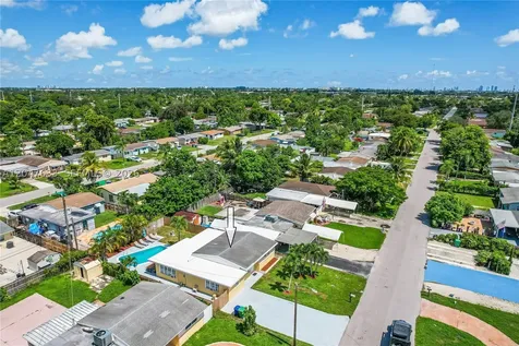 6445 SW 22nd Court Miramar FL 33023