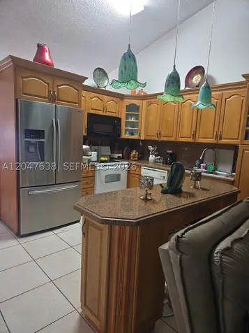 8805 NW 113th Street Hialeah Gardens FL 33018