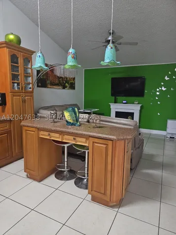 8805 NW 113th Street Hialeah Gardens FL 33018