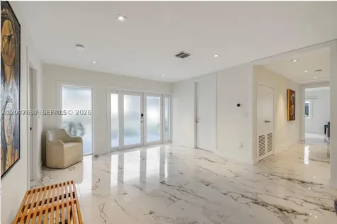 3504 Crystal View Court Miami FL 33133