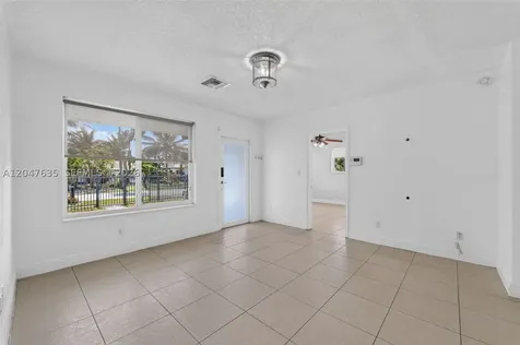 17841 SW 112th Place Miami FL 33157