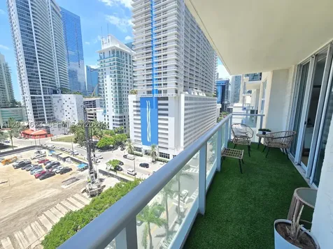 Miami FL 33131