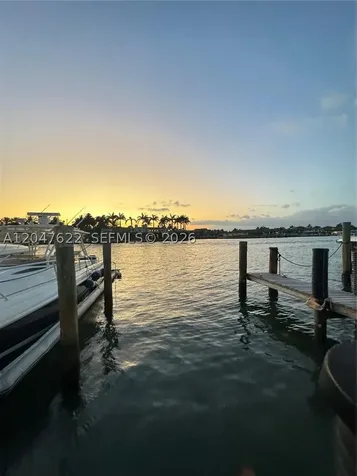 5005 Collins Avenue #S-8 Miami Beach FL 33140