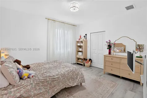 17901 SW 152nd Avenue Miami FL 33187