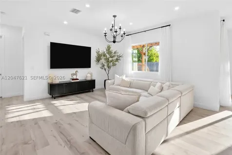 17901 SW 152nd Avenue Miami FL 33187
