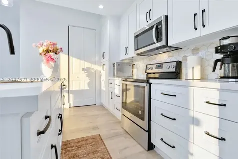 17901 SW 152nd Avenue Miami FL 33187