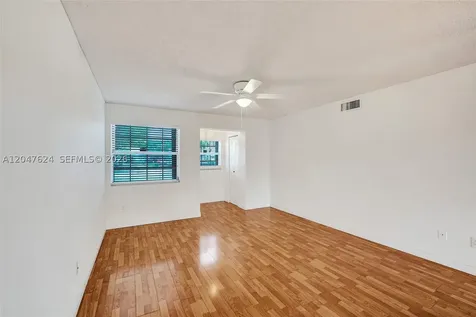 5028 SW 121st Avenue Cooper City FL 33330
