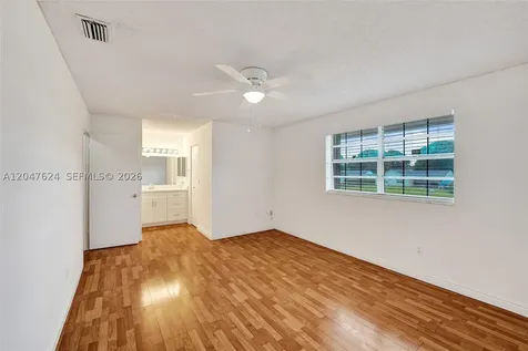 5028 SW 121st Avenue Cooper City FL 33330