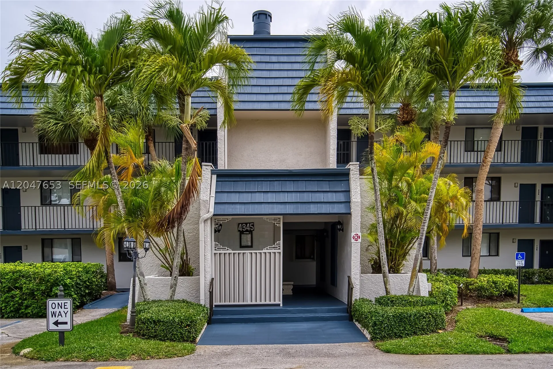 4345 Trevi Court Lake Worth FL 33467