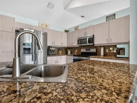 16203 NW 8th Drive Pembroke Pines FL 33028