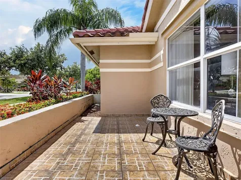 16203 NW 8th Drive Pembroke Pines FL 33028