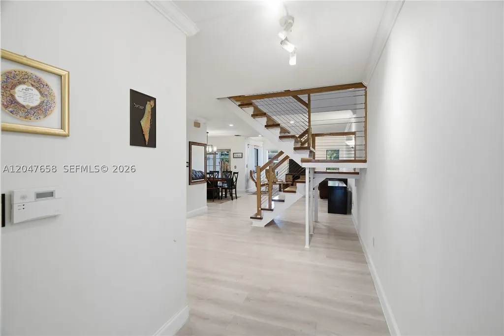 2822 N 34th Avenue Hollywood FL 33021