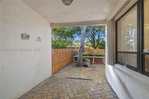 2822 N 34th Avenue Hollywood FL 33021