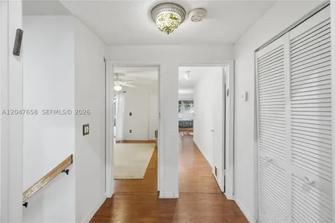 2822 N 34th Avenue Hollywood FL 33021