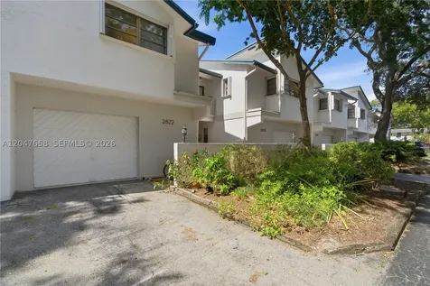 2822 N 34th Avenue Hollywood FL 33021