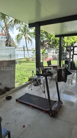 7190 W 17th Court Hialeah FL 33014