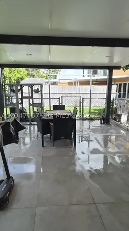 7190 W 17th Court Hialeah FL 33014