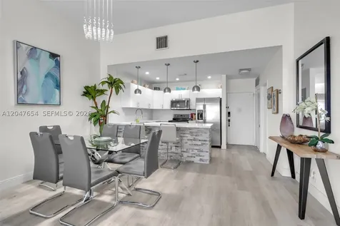 3725 S Ocean Drive Hollywood FL 33019