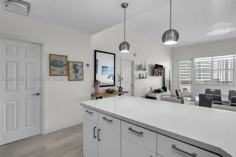 3725 S Ocean Drive Hollywood FL 33019