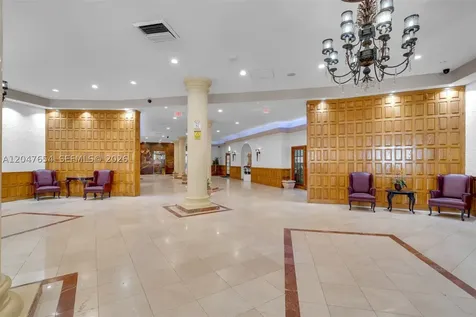 3725 S Ocean Drive Hollywood FL 33019