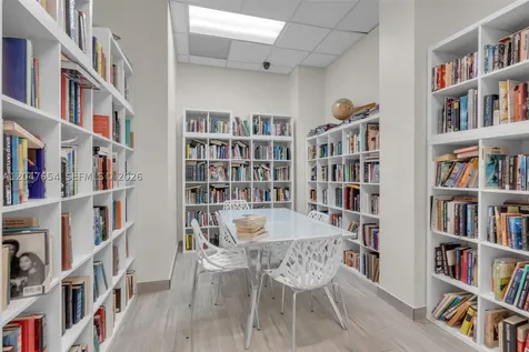 3725 S Ocean Drive Hollywood FL 33019