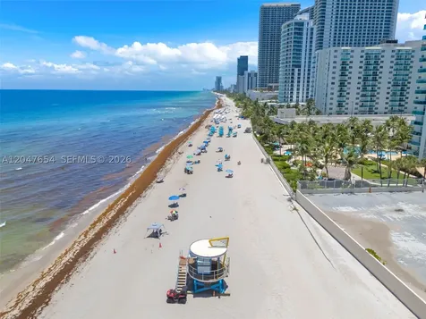 3725 S Ocean Drive Hollywood FL 33019