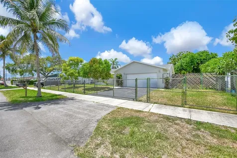 13224 SW 255th Terrace Homestead FL 33032
