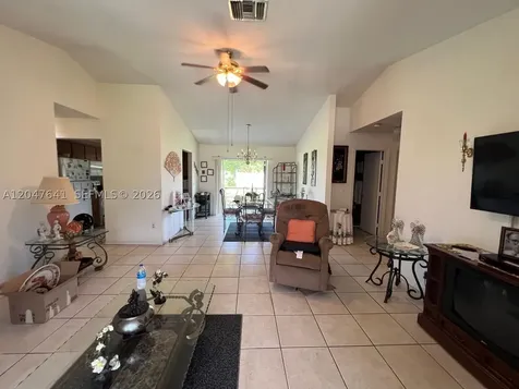 3207 SE 1st Place Cape Coral FL 33904