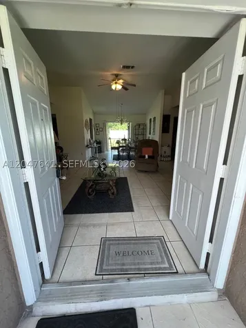 3207 SE 1st Place Cape Coral FL 33904